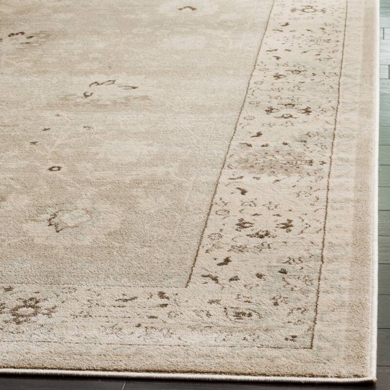 SAFAVIEH Vintage Distressed Boho Elma Oriental Rug
