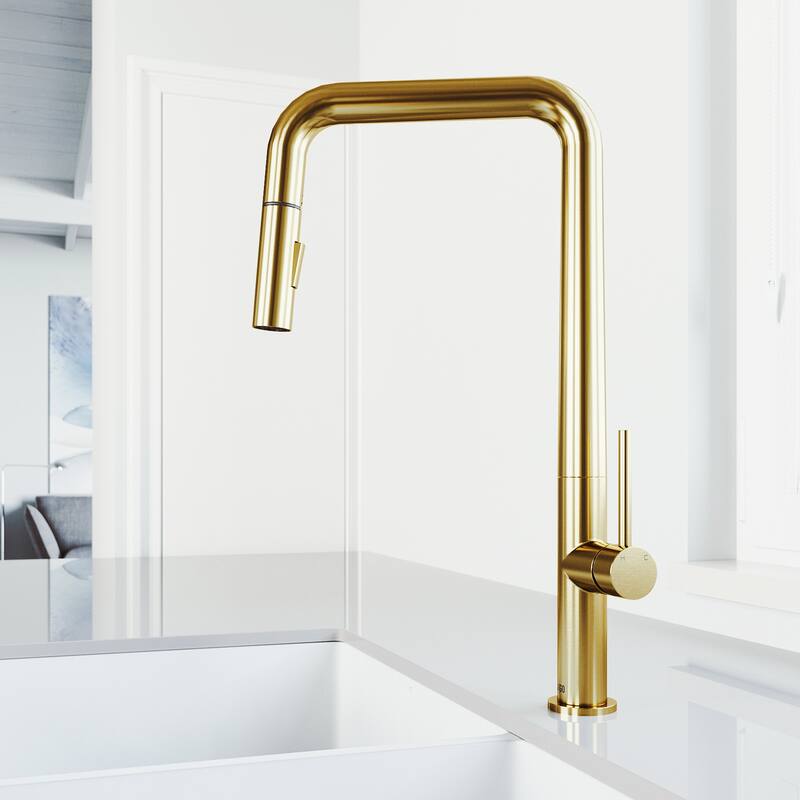 VIGO Parsons 18" H Single Handle Pull-Down Sprayer Kitchen Faucet