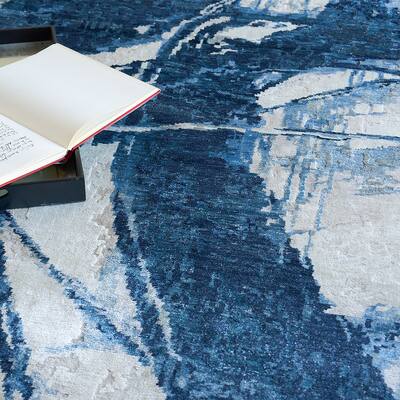 EXQUISITE RUGS Floor Art Hand-knotted Bamboo Silk Ivory/Dark Blue Area Rug.