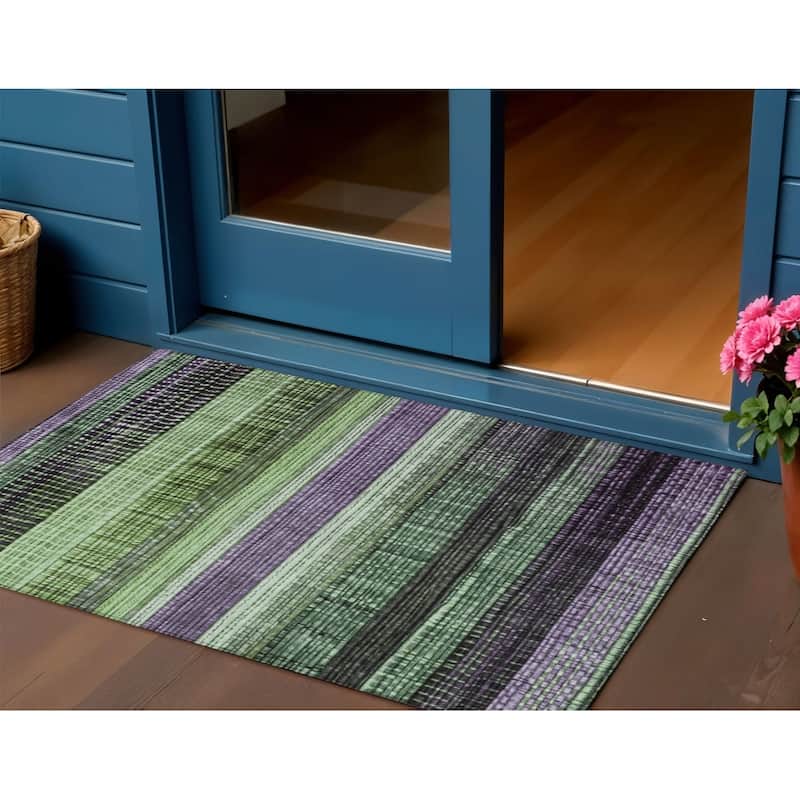 HomeRoots Striped Transitional Rectangle Outdoor Rug - 3' x 5'