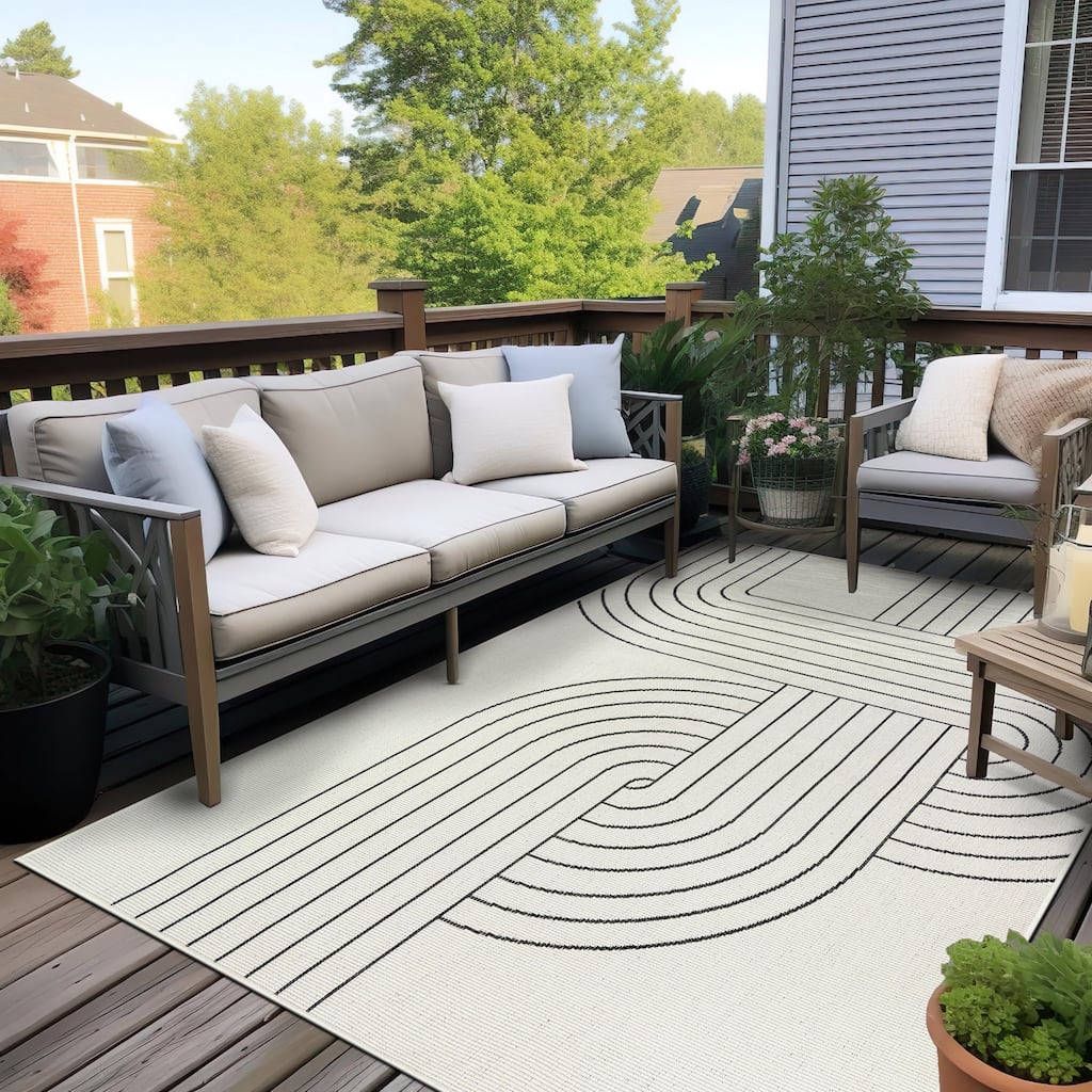 World Rug Gallery Modern Abstract Lines Weather Resistant Reversible Indoor/Outdoor Area Rug