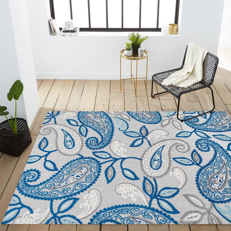 JONATHAN Y Gordes Paisley High-Low Indoor/Outdoor Area Rug