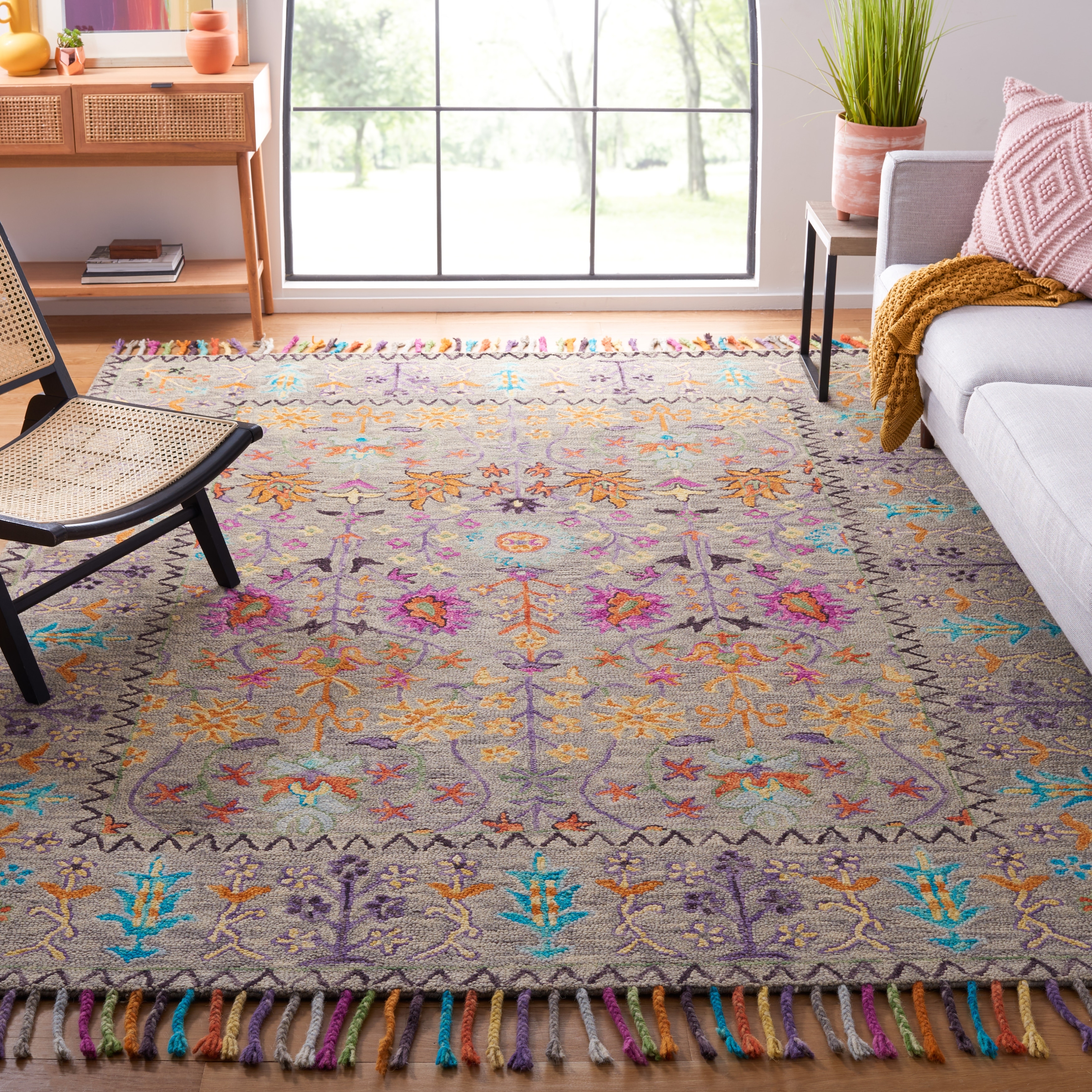 SAFAVIEH Handmade Blossom Takuko Modern Floral Wool Rug