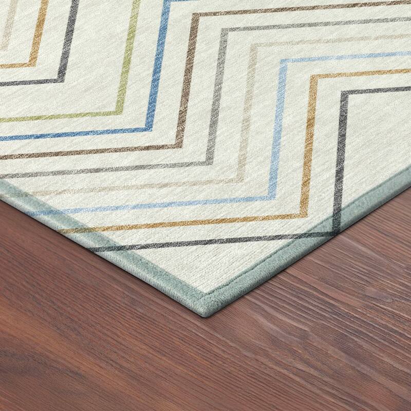 Machine Washable Indoor/ Outdoor Modern Chevron Chantille Rug
