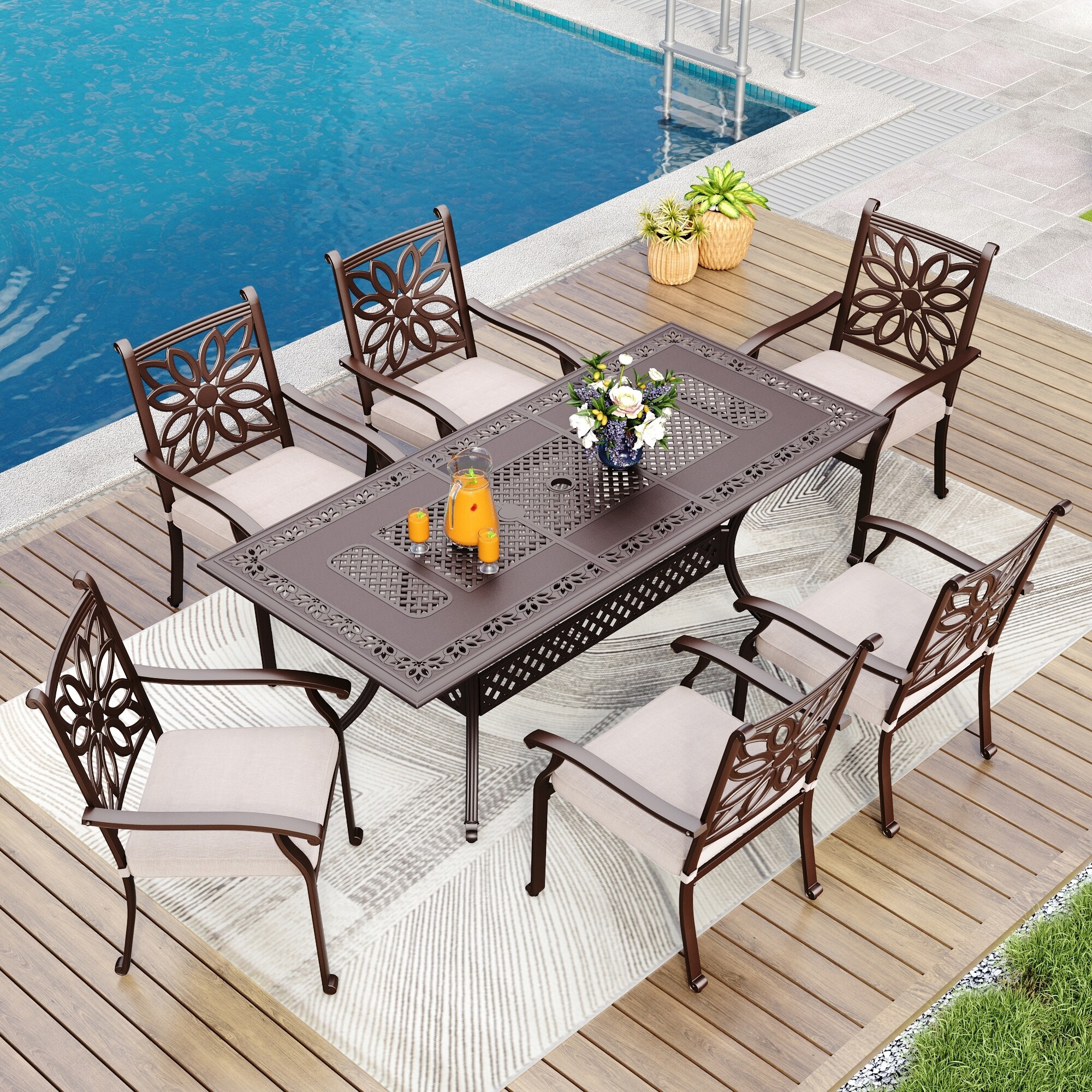 Expandable cast aluminum patio table on sale