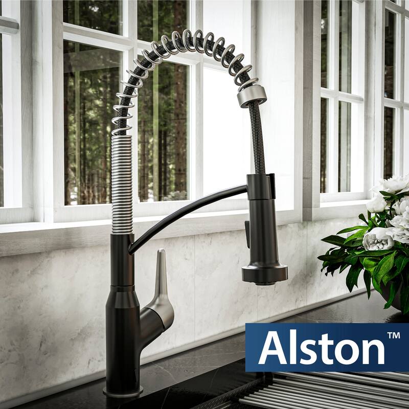 Karran Scottsdale Touchless Single-Handle Pull-Down Sprayer Kitchen Faucet
