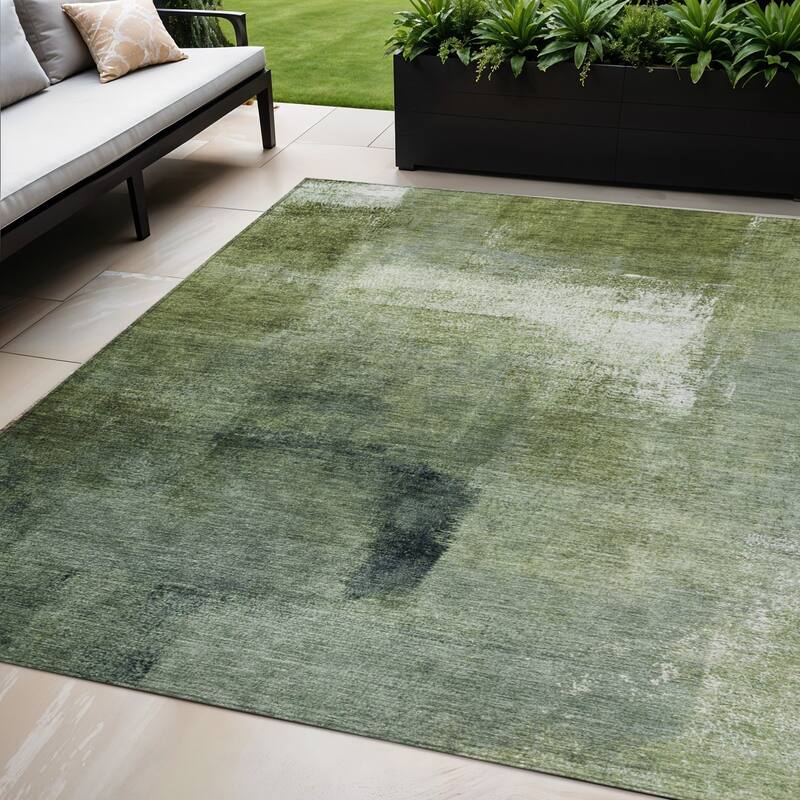 HomeRoots Abstract Transitional Rectangle Outdoor Rug - 5' X 8'