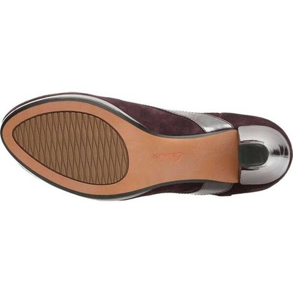 clarks chorus pitch shoes