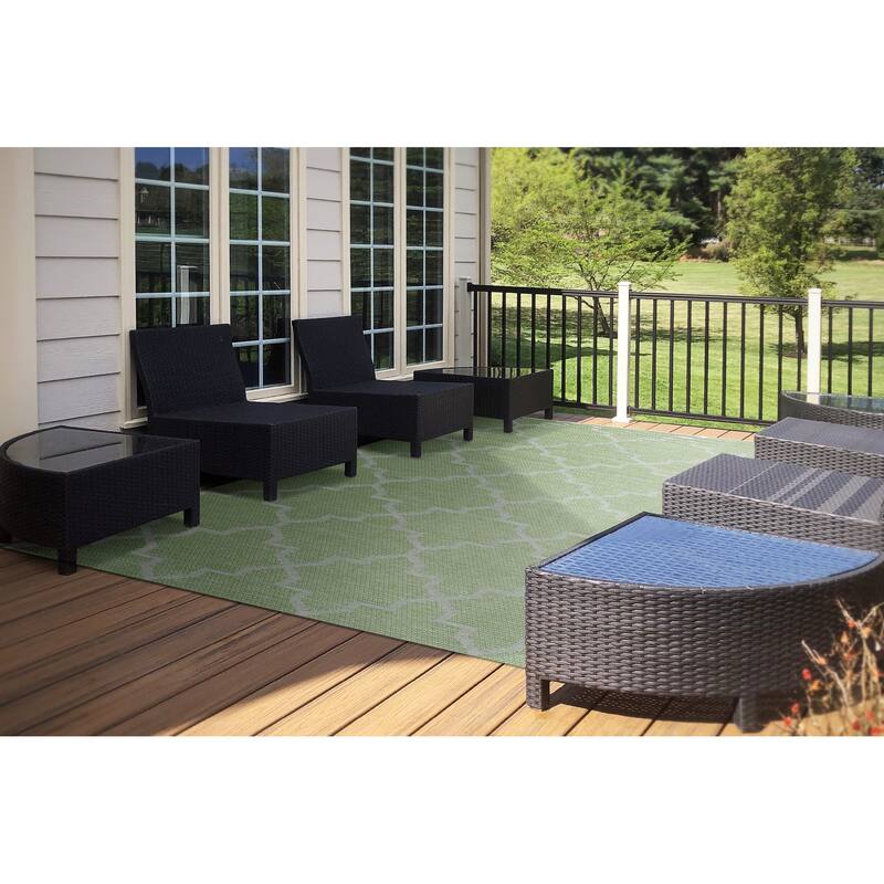 Dynamic Rugs Indoor/Outdoor Newport Patio Backyard Area Rug