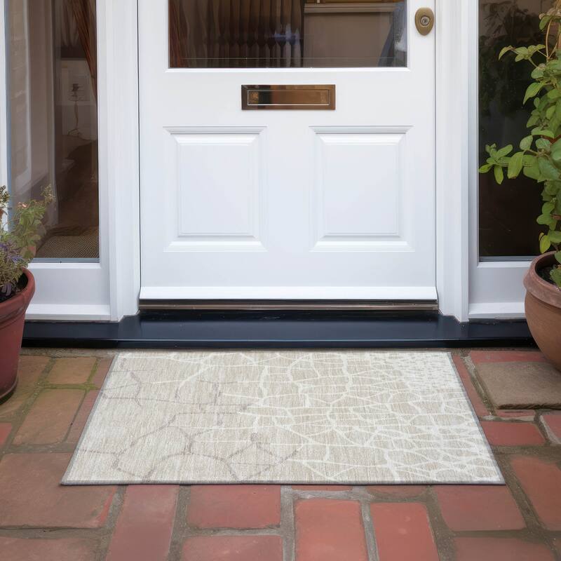 Machine Washable Indoor/ Outdoor Abstract Webby Chantille Rug