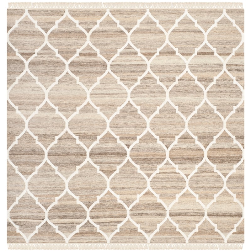 SAFAVIEH Handmade Natural Kilim Almine Wool Rug with Fringe - 5' Square - Light Grey/Ivory