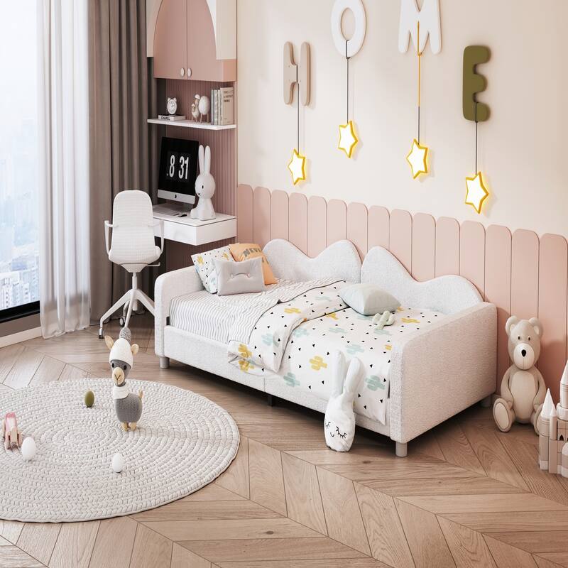 Twin size Upholstered Daybed