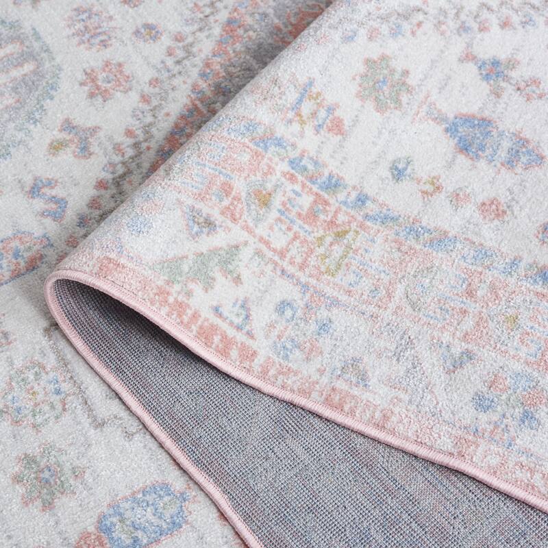 SAFAVIEH Bayside Machine Washable Surmeli Shabby Chic Rug