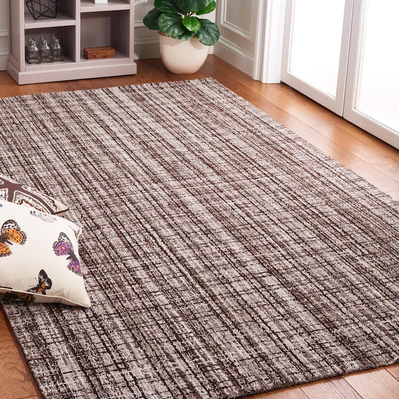 SAFAVIEH Handmade Abstract Lily Modern Wool Rug - 4' x 6' - Brown/Grey