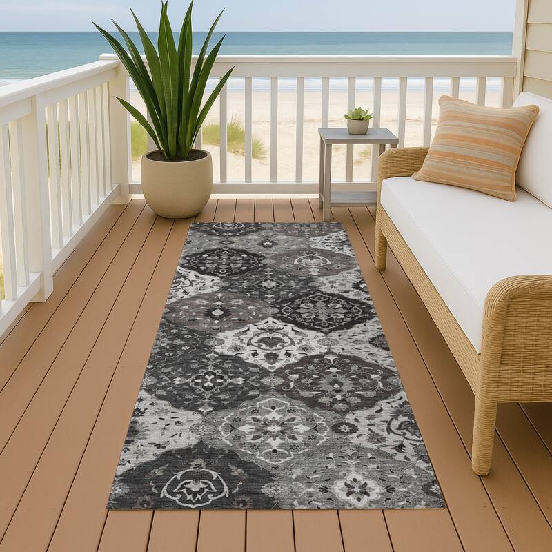 Machine Washable Indoor/ Outdoor Traditional Panel Chantille Rug - Gray - 2'3" x 7'6"