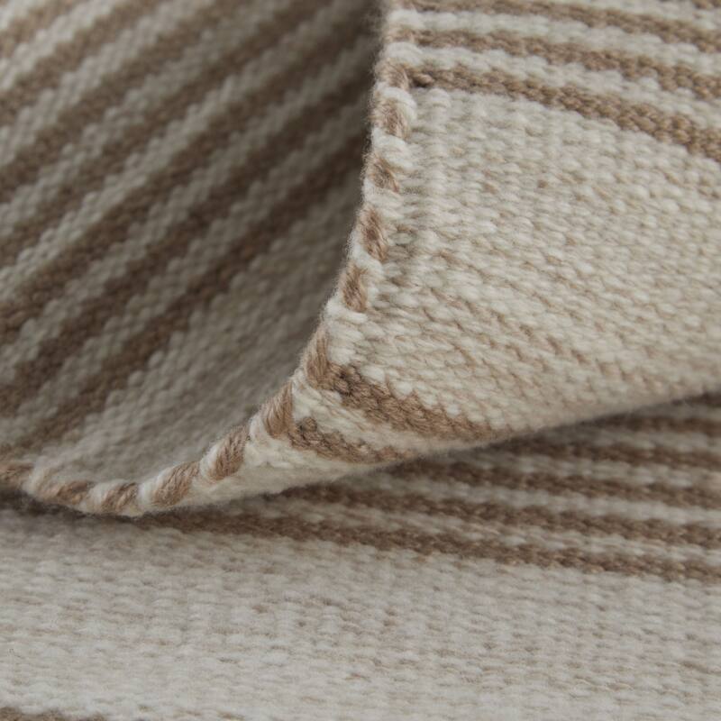 Tibuw Stain Resistant Woven Area Rug By HomeRoots - 2' x 3'