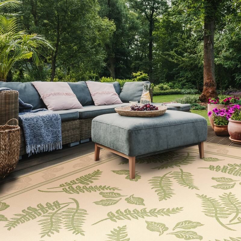 SAFAVIEH Courtyard Layal Indoor/ Outdoor Waterproof Patio Backyard Rug