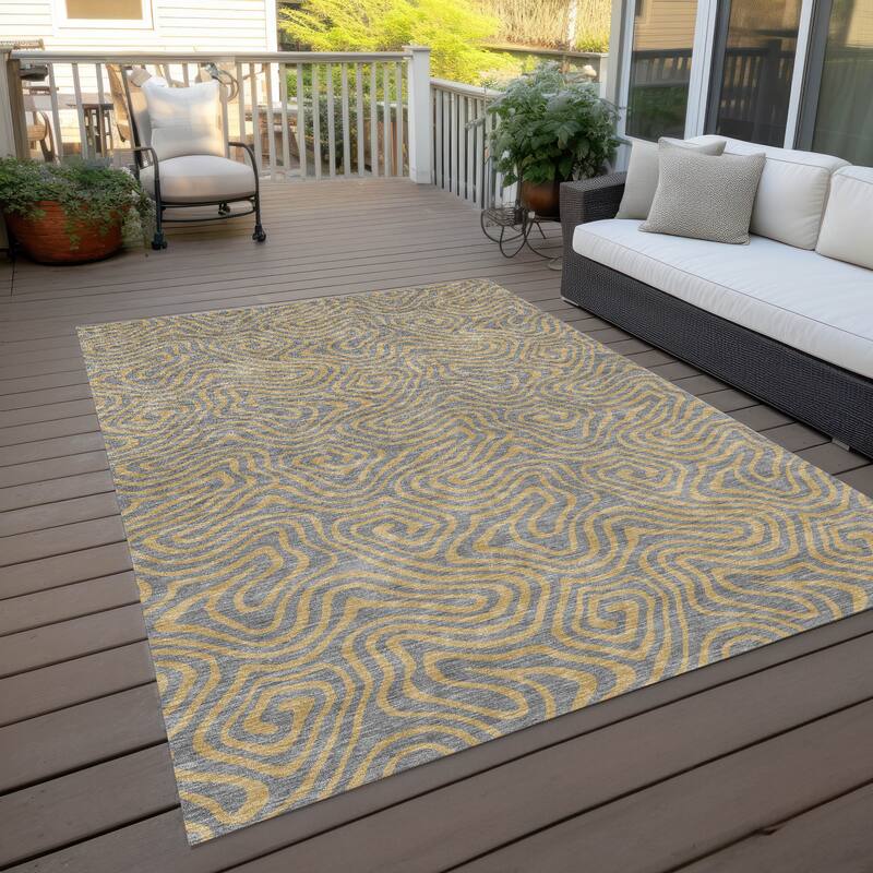 Machine Washable Indoor/ Outdoor Modern Trance Chantille Rug