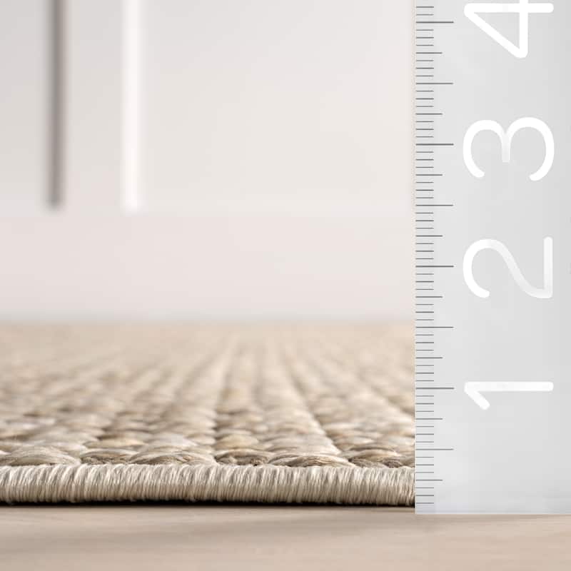 Nuloom Jazmin Geometric Indoor/Outdoor Area Rug