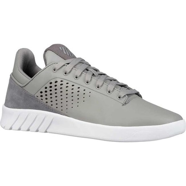 K swiss nova court