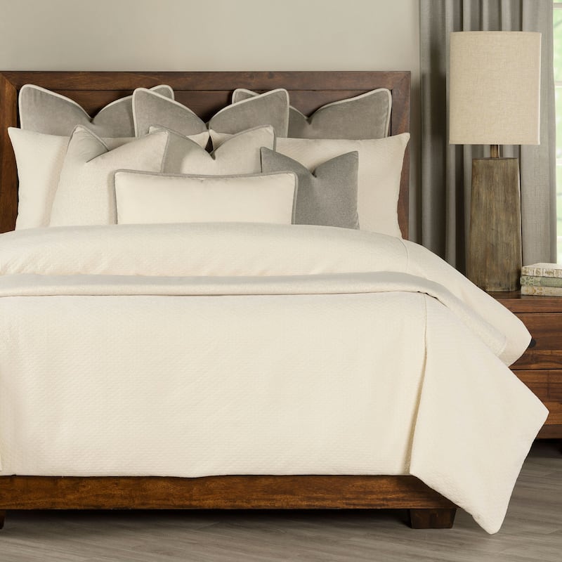 Dragon Matelassé Duvet Cover and Insert Set