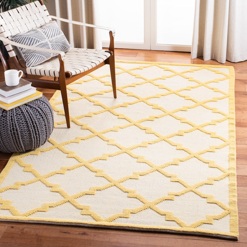 Martha Stewart by SAFAVIEH Handmade Vermont Wool Rug - 5' x 8' - Ivory/Gold