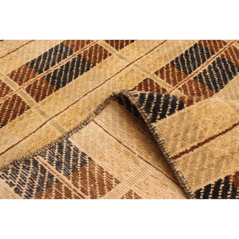 ECARPETGALLERY Hand-knotted Peshawar Ziegler Khaki Wool Rug - 4'0 x 6'2