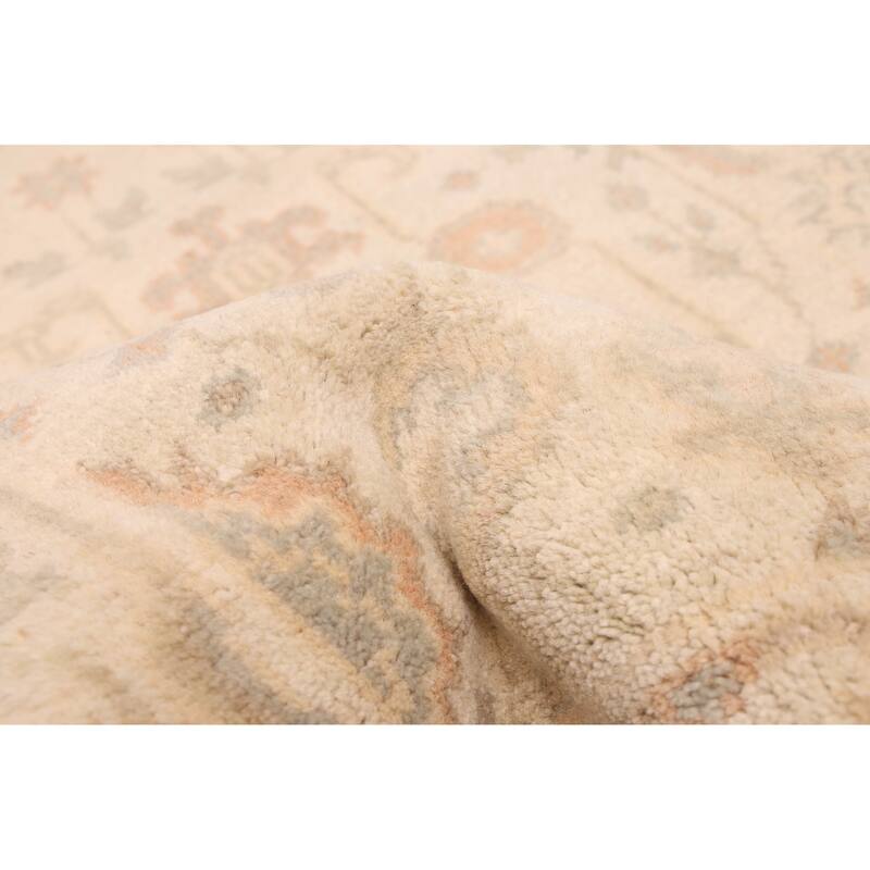 ECARPETGALLERY Hand-knotted Royal Oushak Ivory Wool Rug - 2'7 x 9'11