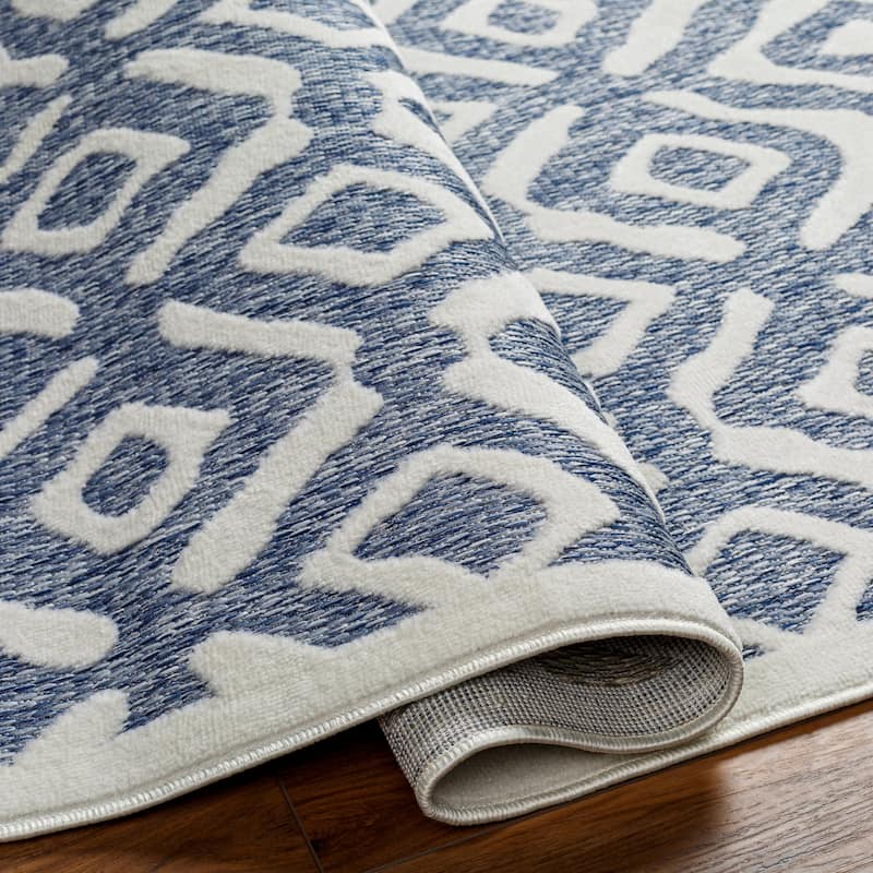 Livabliss San Diego Indoor/ Outdoor Boho Diamond Area rug