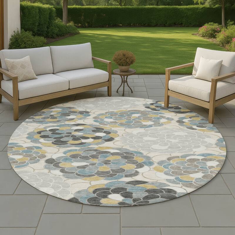 Machine Washable Indoor/ Outdoor Mosaic Cluster Chantille Rug - Ivory - 8' x 8'