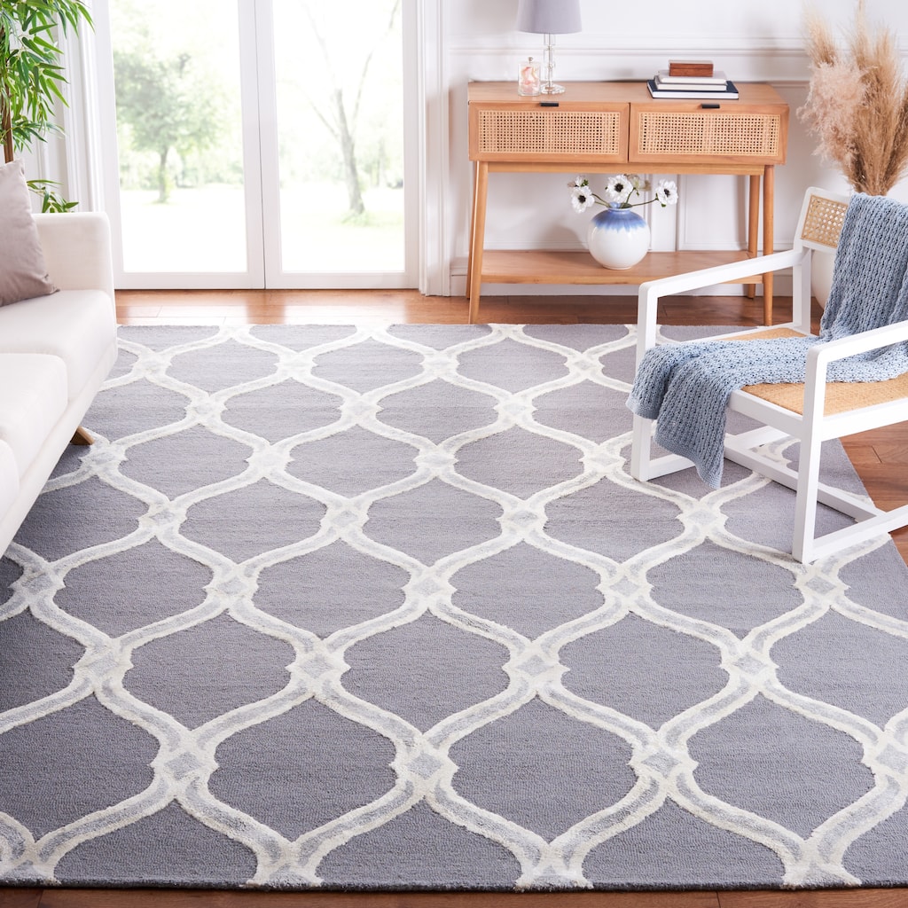 SAFAVIEH Handmade Manchester Serbana Modern Wool Rug