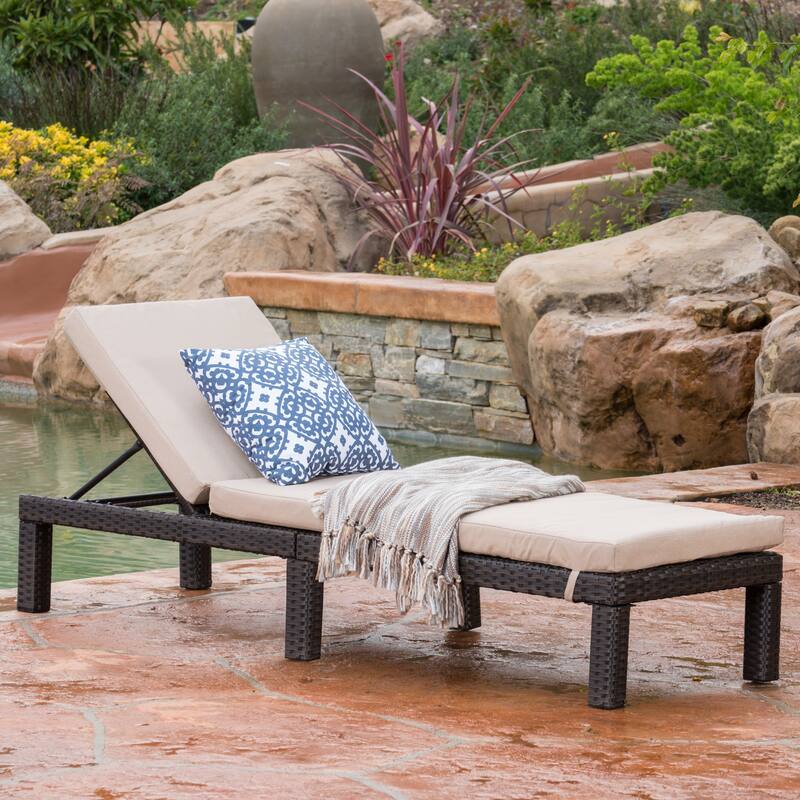 Roomfitters Puerta Outdoor Wicker Chaise Lounge with Water Repellent Cushion, Dark Brown and Beige