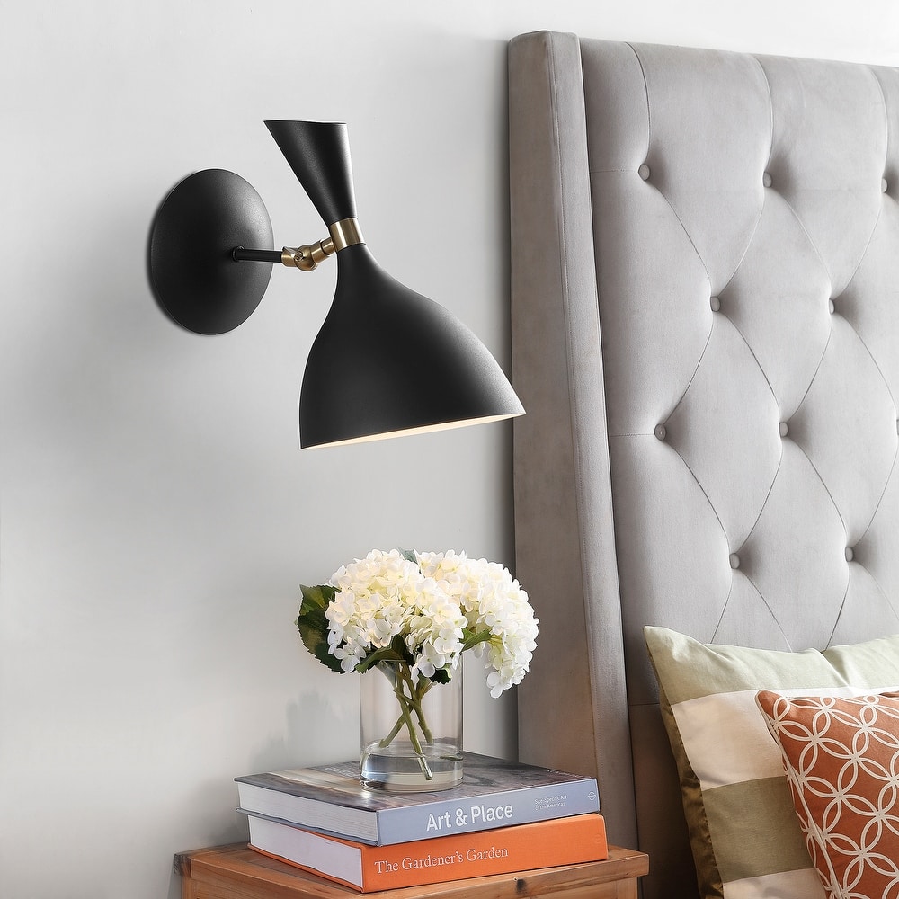 Josef 10" Iron Retro LED Wall Sconce, Black by JONATHAN Y - One