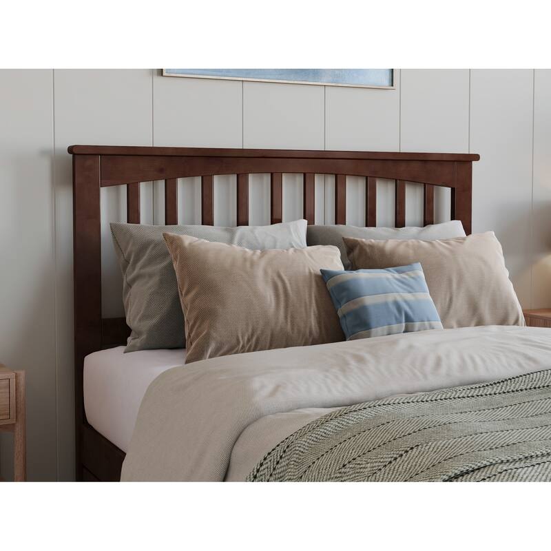 Everett Platform Bed with Panel Footboard and Twin Trundle