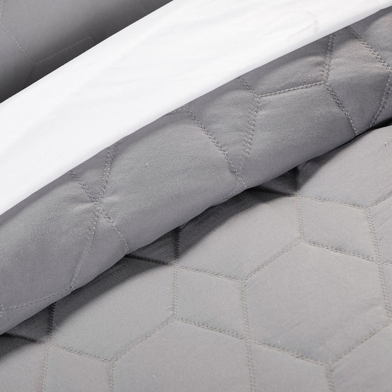 4 Piece Honeycomb Quilt Set by HULALA HOME
