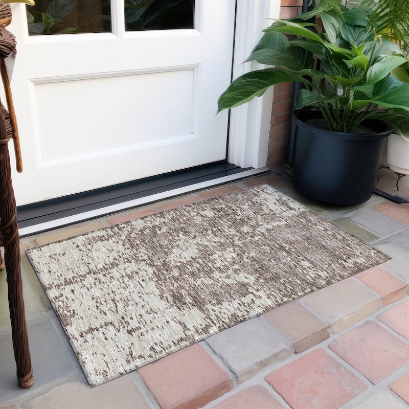 Machine Washable Indoor/ Outdoor Abstract Pixels Chantille Rug - Brown - 1'8" x 2'6"