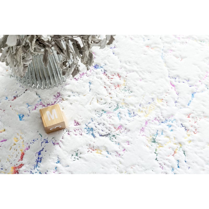 Chryso Collection Abstract Faux-Fur Rug with Foil
