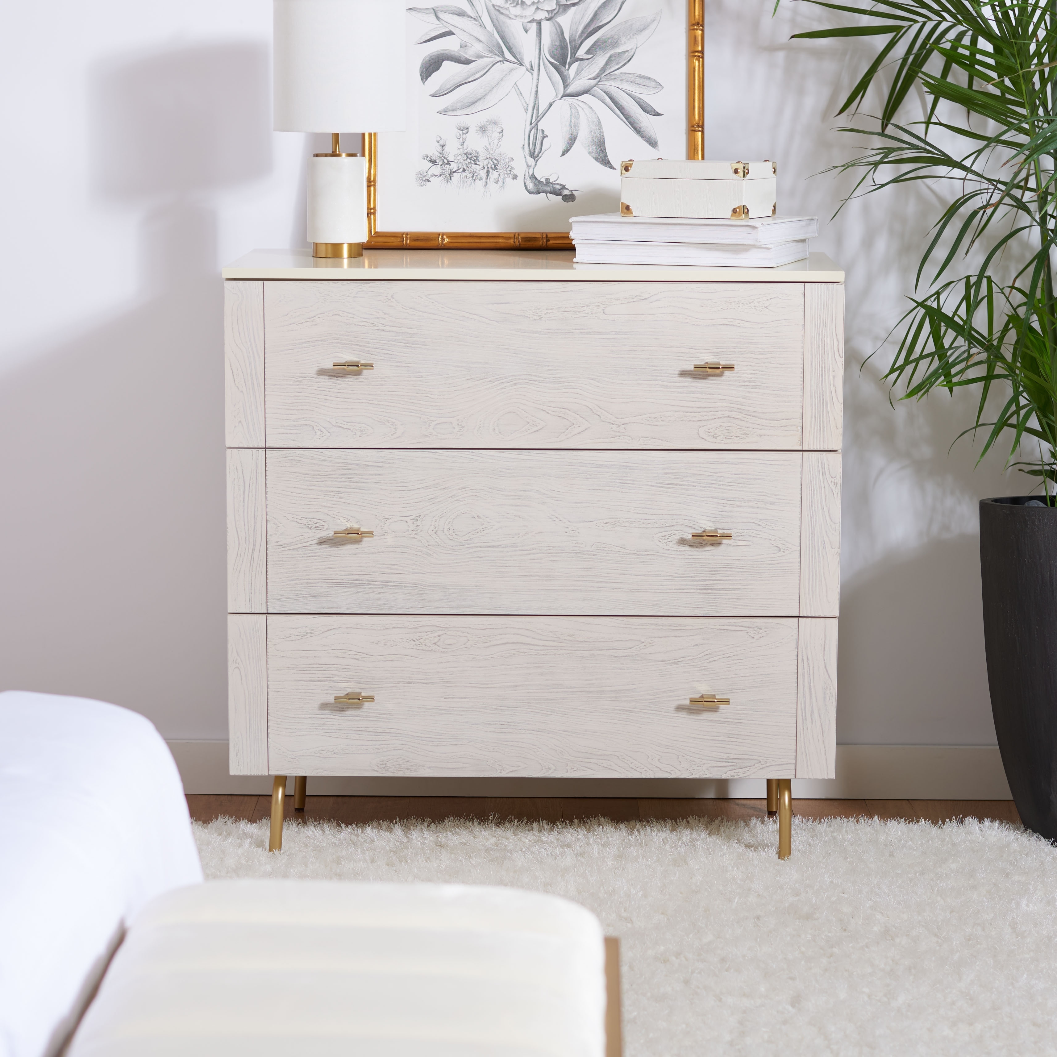 cream bedroom dresser Pulaski Constructed from durable engineered wood Chrangmay Modern 6 Drawers Dresser