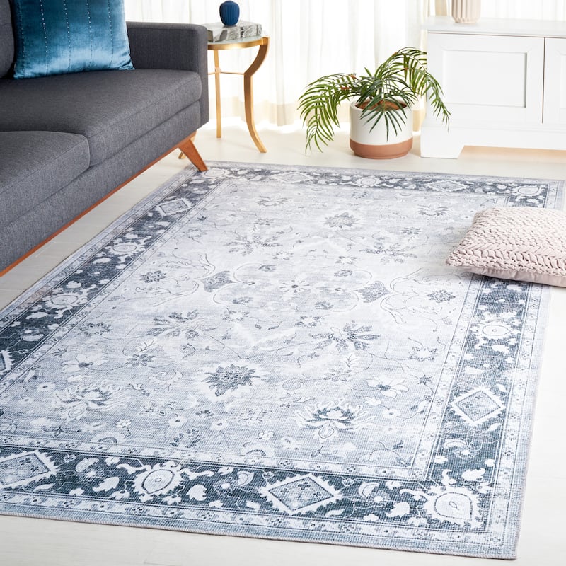 SAFAVIEH Arizona Iseult Machine Washable Slip Resistant Vintage Oriental - 3' x 5' - Light Grey/Grey Green - Rectangle