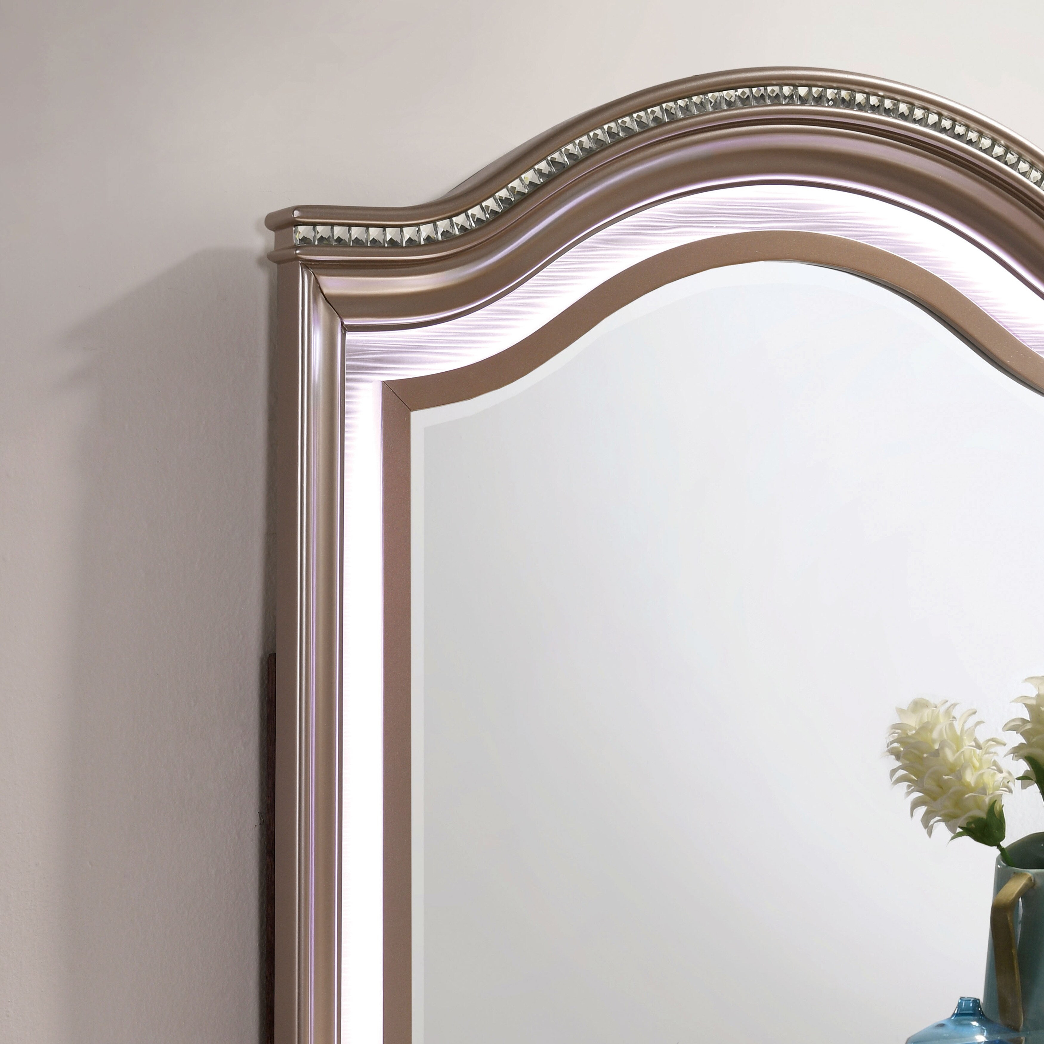 Ving Modern Rose Gold 2-Piece 6-Drawer Dresser and Mirror Set by Furniture  of America - Bed Bath & Beyond - 35800416