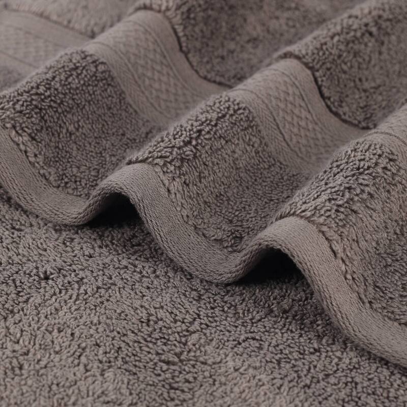 Superior Chevron Zero Twist Solid Cotton 3 Piece Bathroom Towel Set