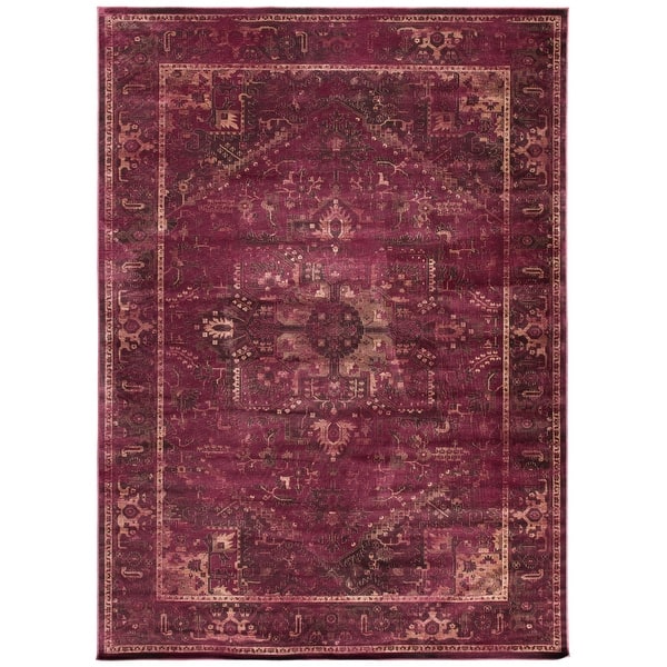SAFAVIEH Vintage Dhian Oriental Rug - 6'7" x 9'2" - Raspberry - Rectangle