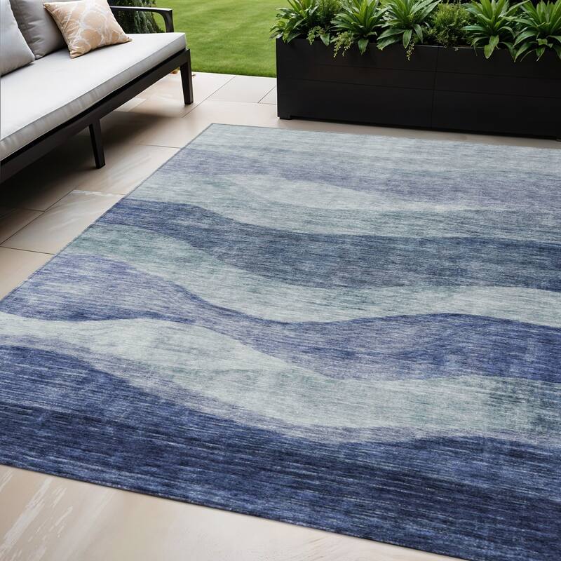 HomeRoots Abstract Transitional Rectangle Outdoor Rug - 5' X 8'