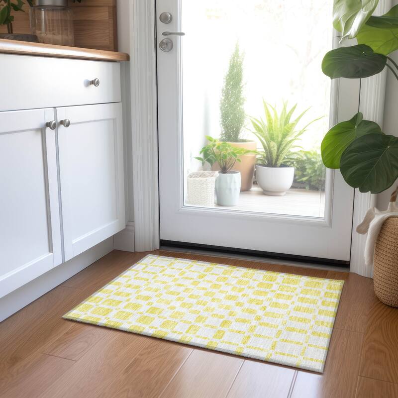 Machine Washable Indoor/ Outdoor Chantille Geo Contemporary Rug
