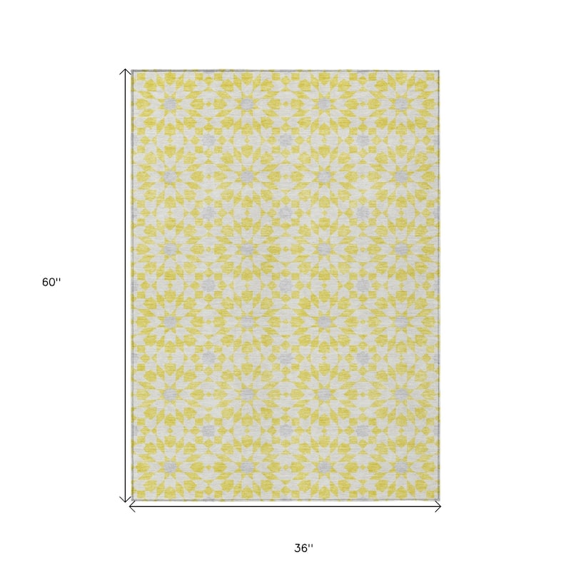 HomeRoots Floral Medallion Transitional Rectangle Outdoor Rug