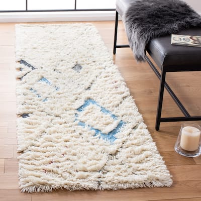 SAFAVIEH Handmade Casablanca Shag Synne Wool Rug