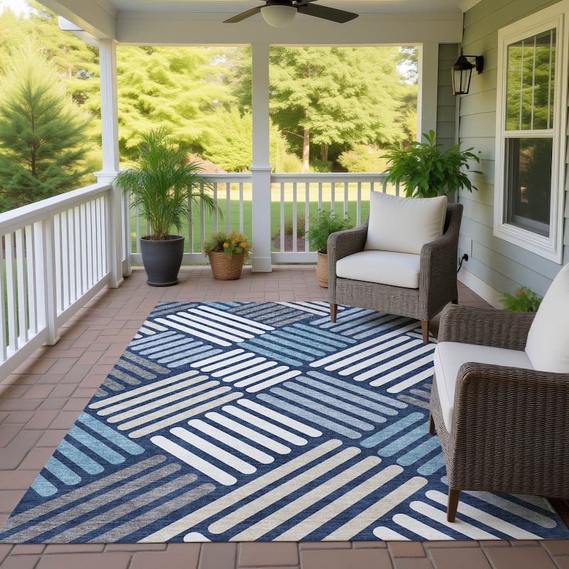 Machine Washable Indoor/ Outdoor Modern Weave Chantille Rug