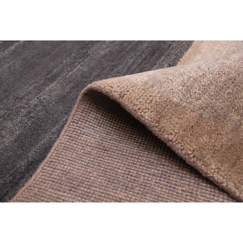 ECARPETGALLERY Hand-knotted Pak Finest Gabbeh Light Grey Wool Rug - 5'0 x 6'10