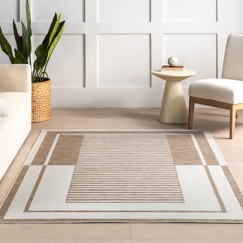 Nuloom Caoimhe Geometric Indoor/Outdoor Area Rug
