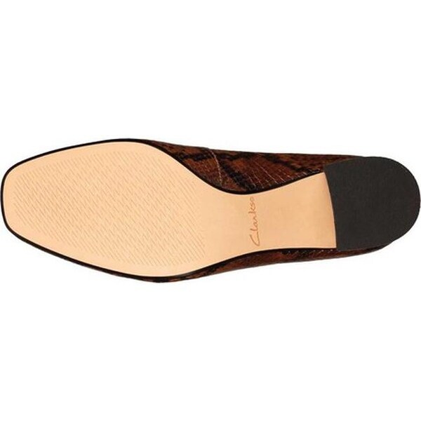 clarks sheer rose pump